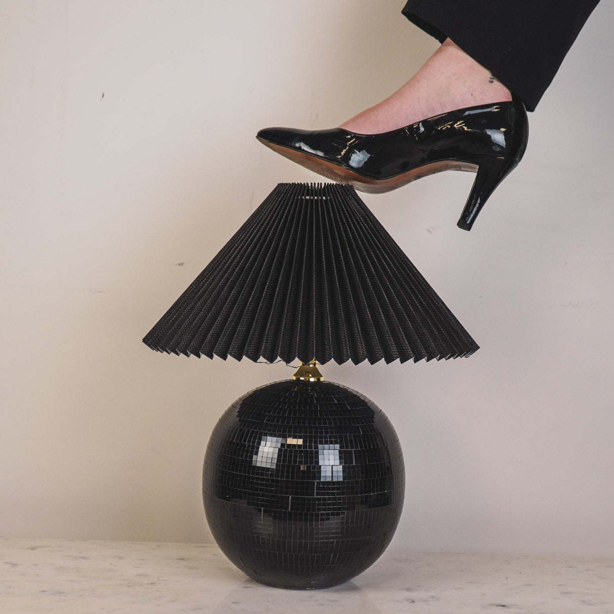 Tischlampe - Discokugel - Glas - Schwarz - 20x20cm