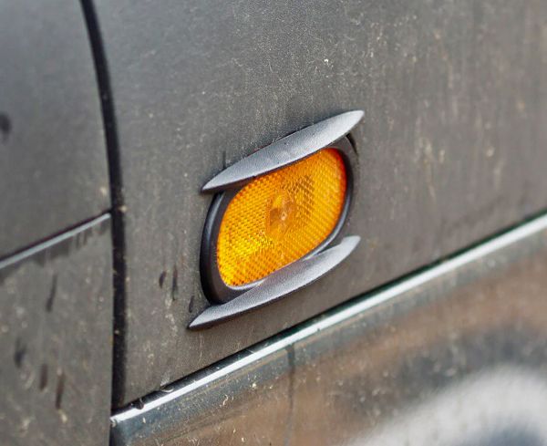 Seitenmarkierungsleuchtenschutz – 6er-Set – MB Sprinter 906/907 VW Crafter