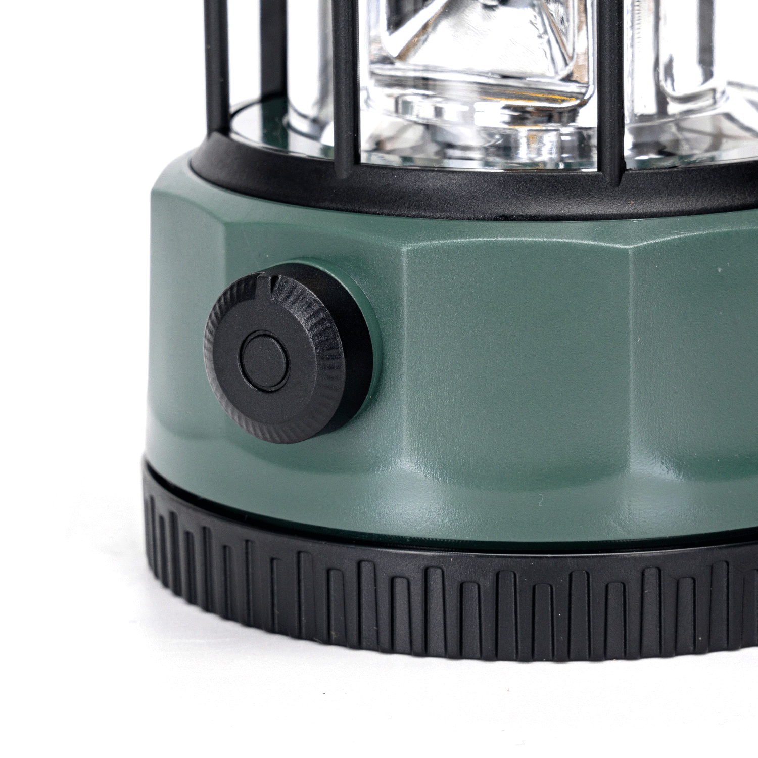 Aigostar camping LED lamp op batterijen met een stevig ontwerp en eenvoudige bediening voor buitengebruik