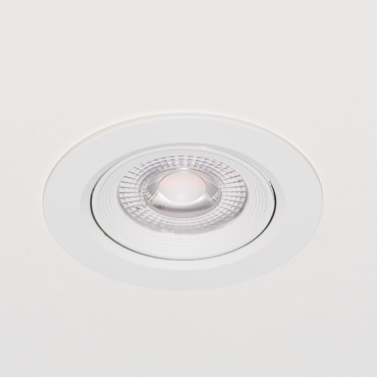 LED's Light 3-pack DimPro LED Recessed Spotlights White - Ø 68mm - Tiltable - Dimmable - Warm white