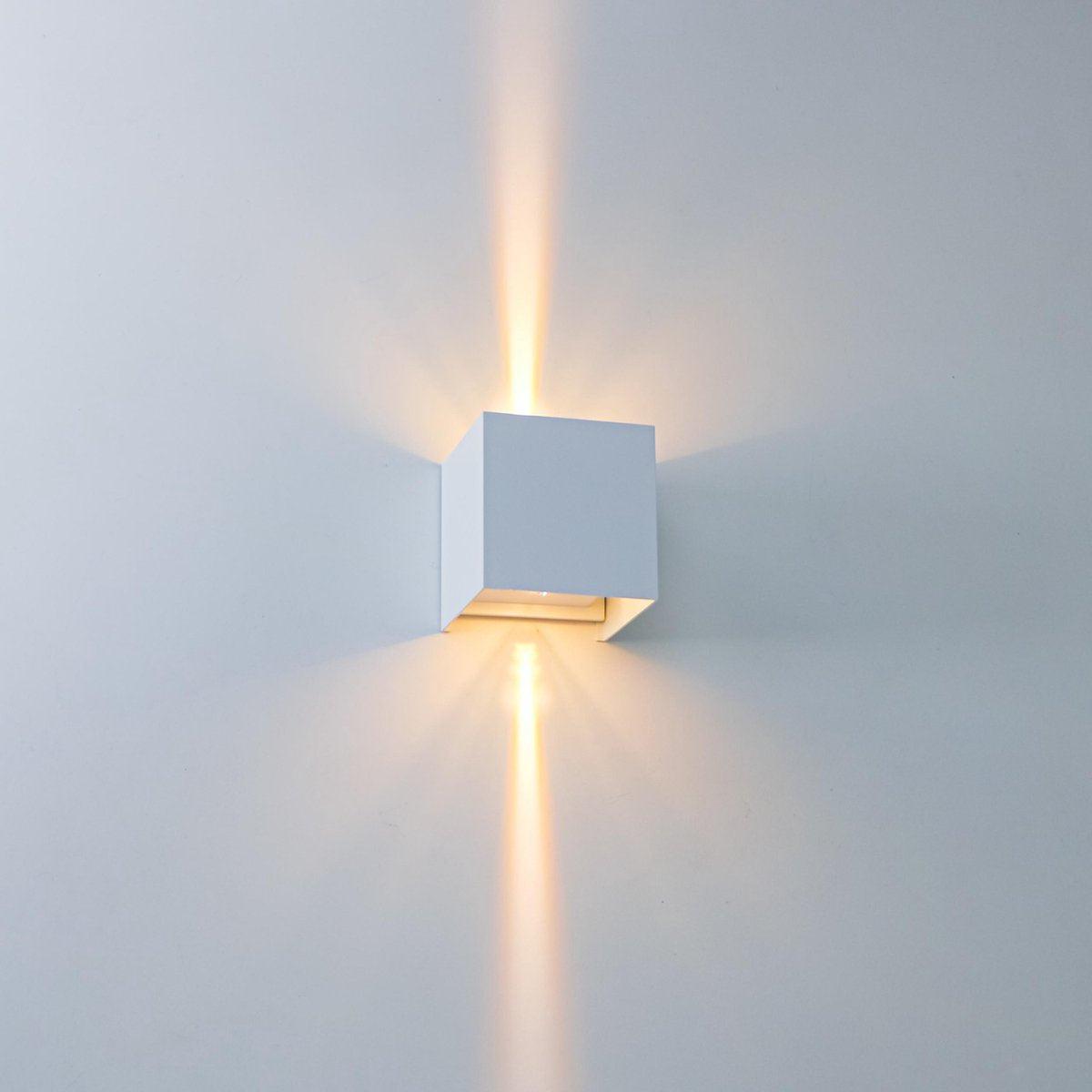 LED's Light Kubus LED Wandleuchte für den Außenbereich - Up & Down Licht - IP65 - Weiß