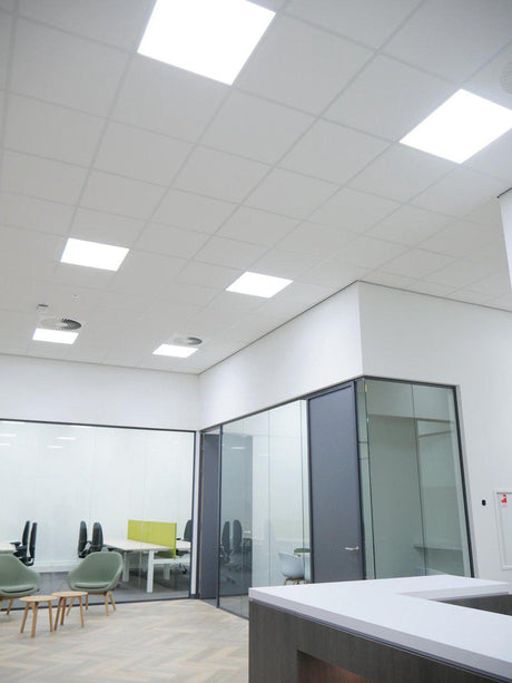 LED Panel 60 x 60 cm - System ceiling lighting - Warm white light - 3450 lm