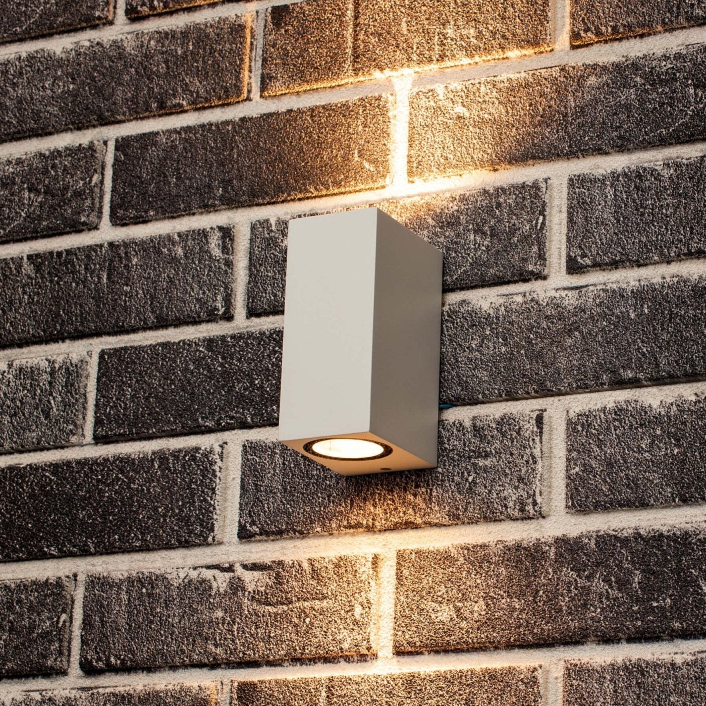 NØRD Up&Down - LED's Light LED-Außenleuchte mit GU10-Fassung - Rechteckig - IP44 - Weiß - Modell Mailand