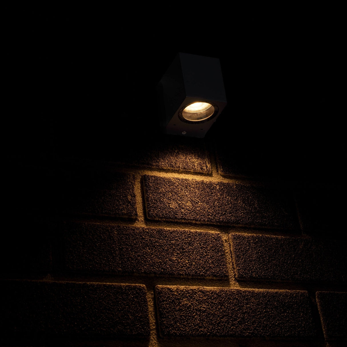 NØRD Down - LED's Light LED Wandleuchte für den Außenbereich mit GU10-Fassung - Quadratisch - IP44 - Anthrazit - Modell Rome