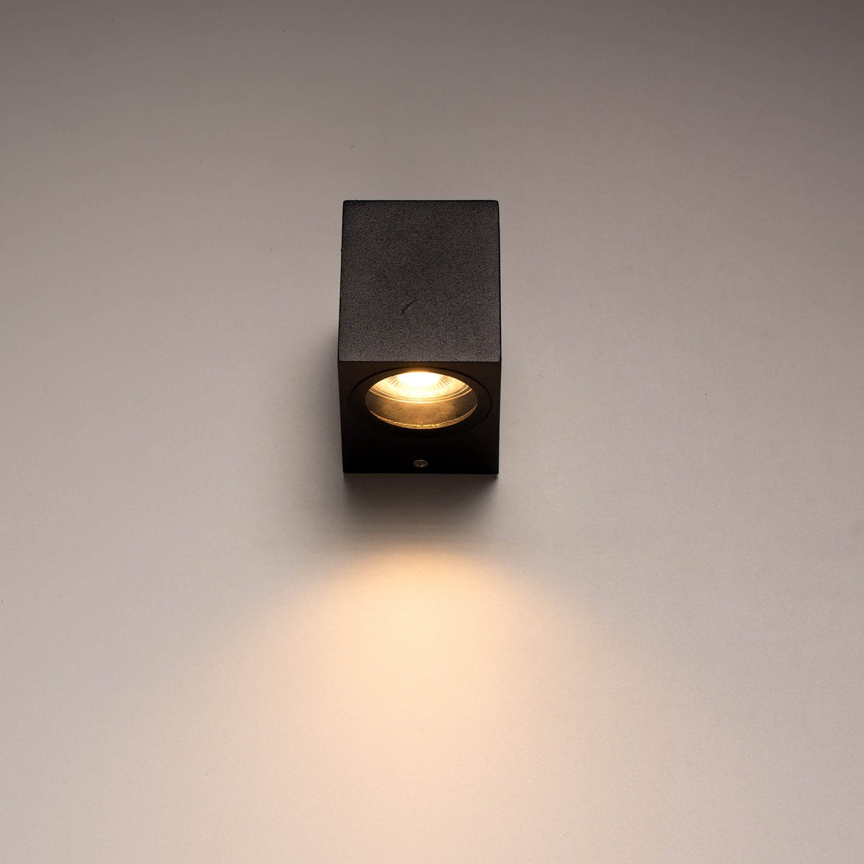 NØRD Down - LED's Light LED-Wandleuchte für den Außenbereich mit GU10-Fassung - Quadratisch - IP44 - Schwarz - Modell Rome