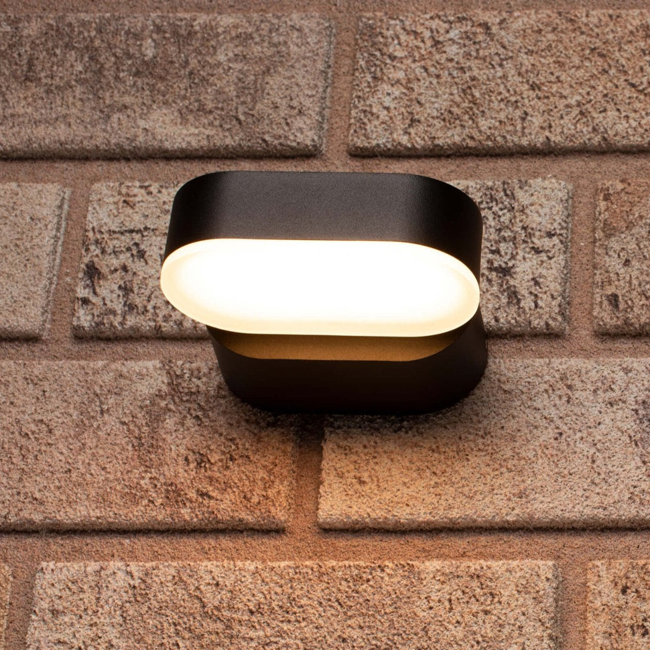 LED's Light LED-Außenleuchte - Modell Rieti - Warmweiß - IP44 wasserdicht - Schwarz