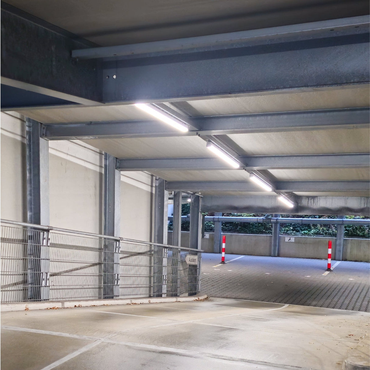 LED-TL-Leuchte 3680 Lumen – 150 cm – 23 W – Kaltweiß 4000 K – IP65 Wasserdicht – IK08