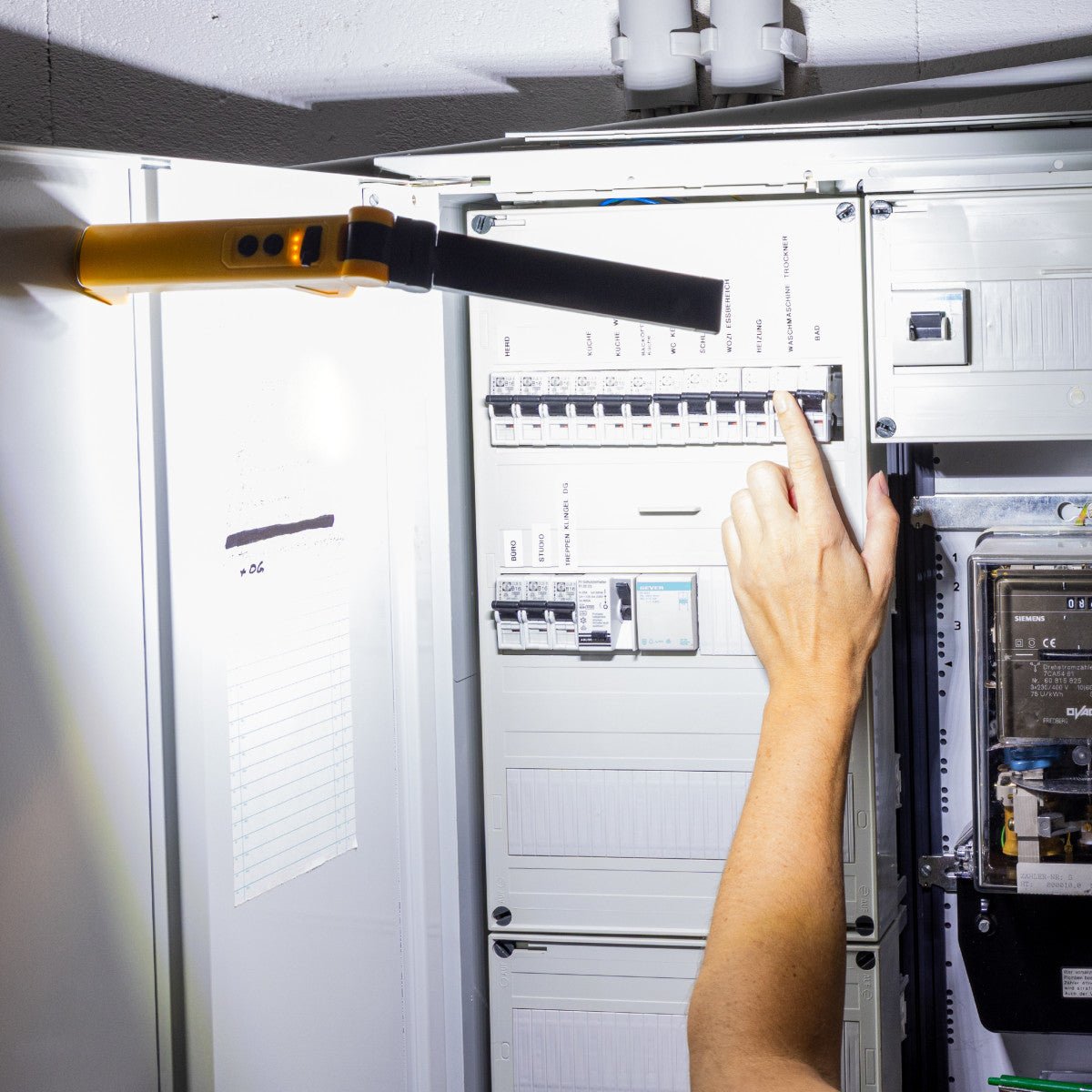 Rechargeable LED Work Lamp 600 lumens - 5W - Daylight White 6500K - Dimmable 2 settings - USB-C