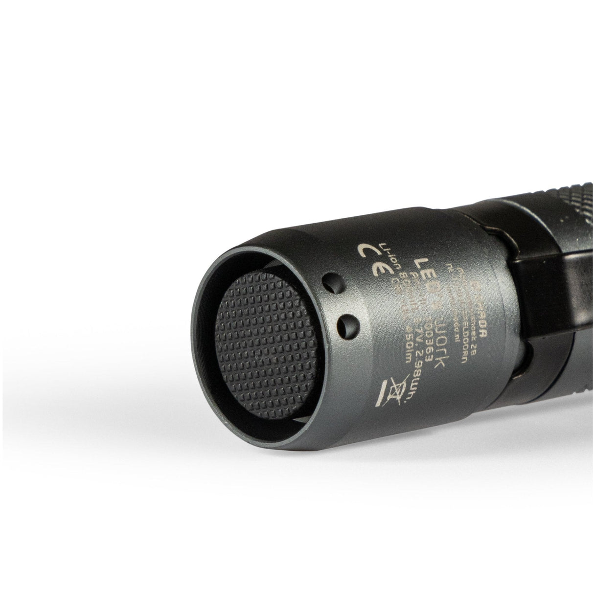 Wiederaufladbare LED-Taschenlampe – 450 Lumen – Dimmbar – Kaltweiß (5000 K) – Wasserdicht (IPX7) – Zoomfunktion – USB-C