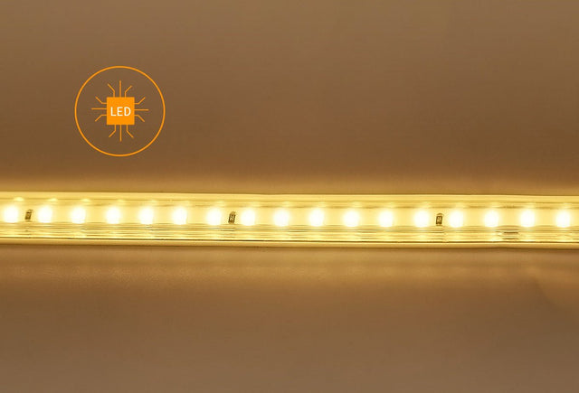 Aigostar LED lichtslang warmwit buiten voor sfeervolle verlichting in tuin en op patio