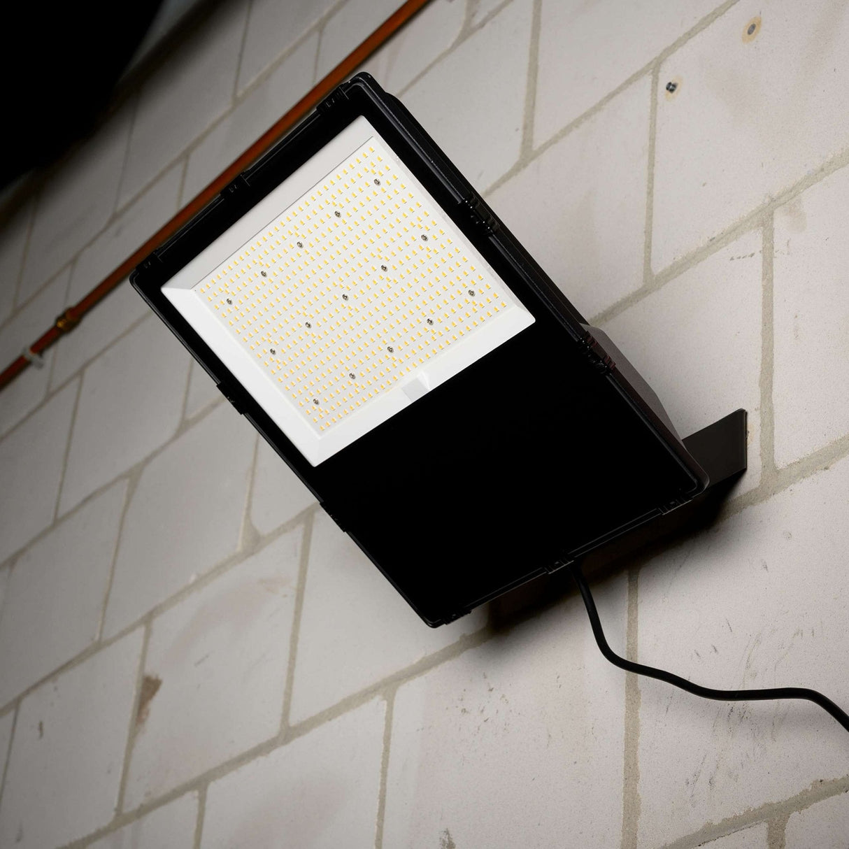 Premium-LED-Flutlicht 200 W – 30 Jahre Lebensdauer – IP66 wasserdicht – 32.000 lm