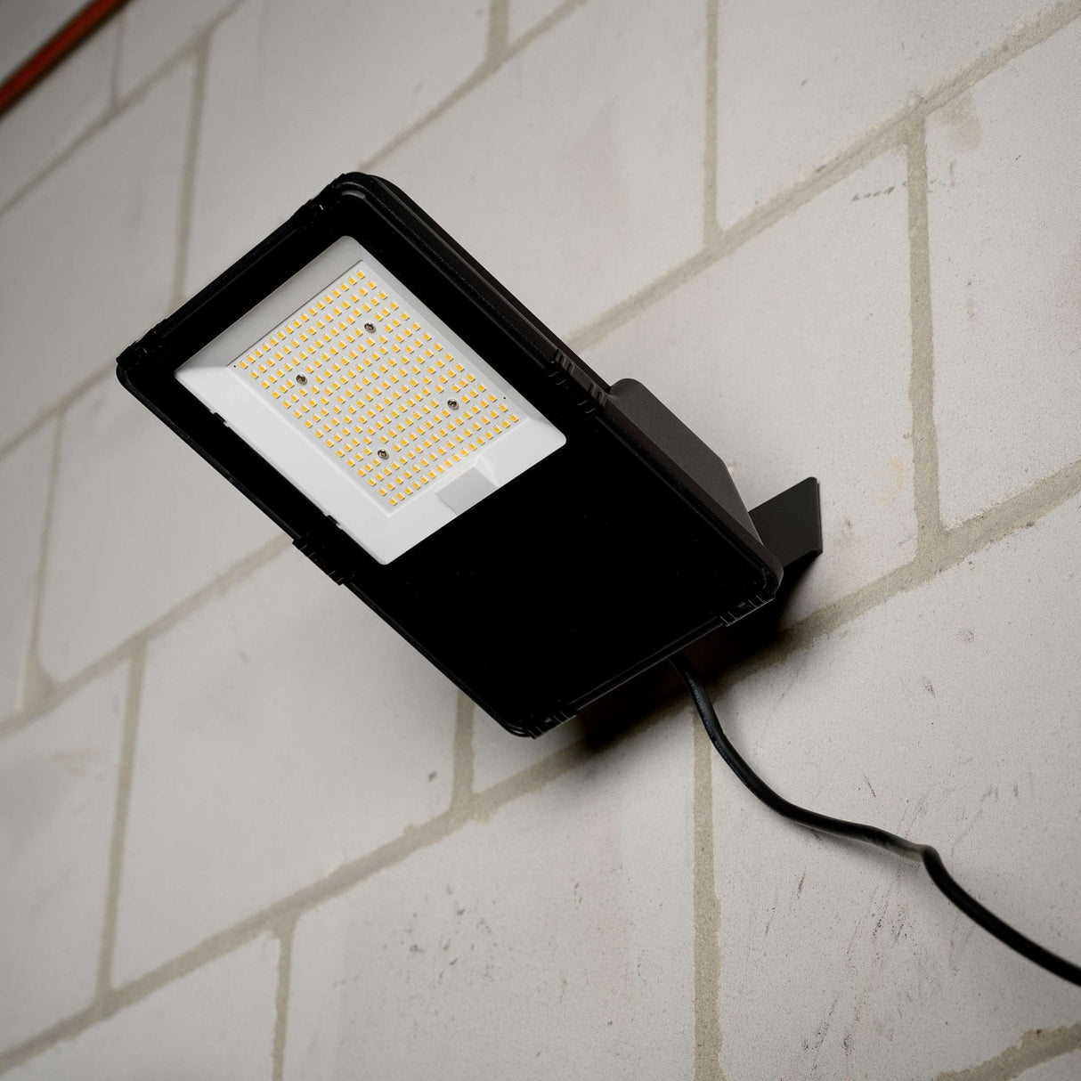 Premium-LED-Flutlicht 50 W – 30 Jahre Lebensdauer – IP66 wasserdicht – 7750 lm