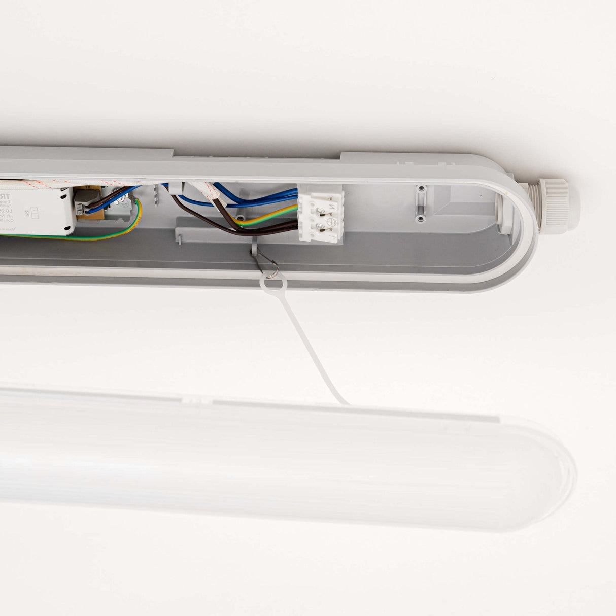 PremiumPro LED TL armatuur 60 cm – 2880 lumen – IP65 waterdicht – 40.000 branduren