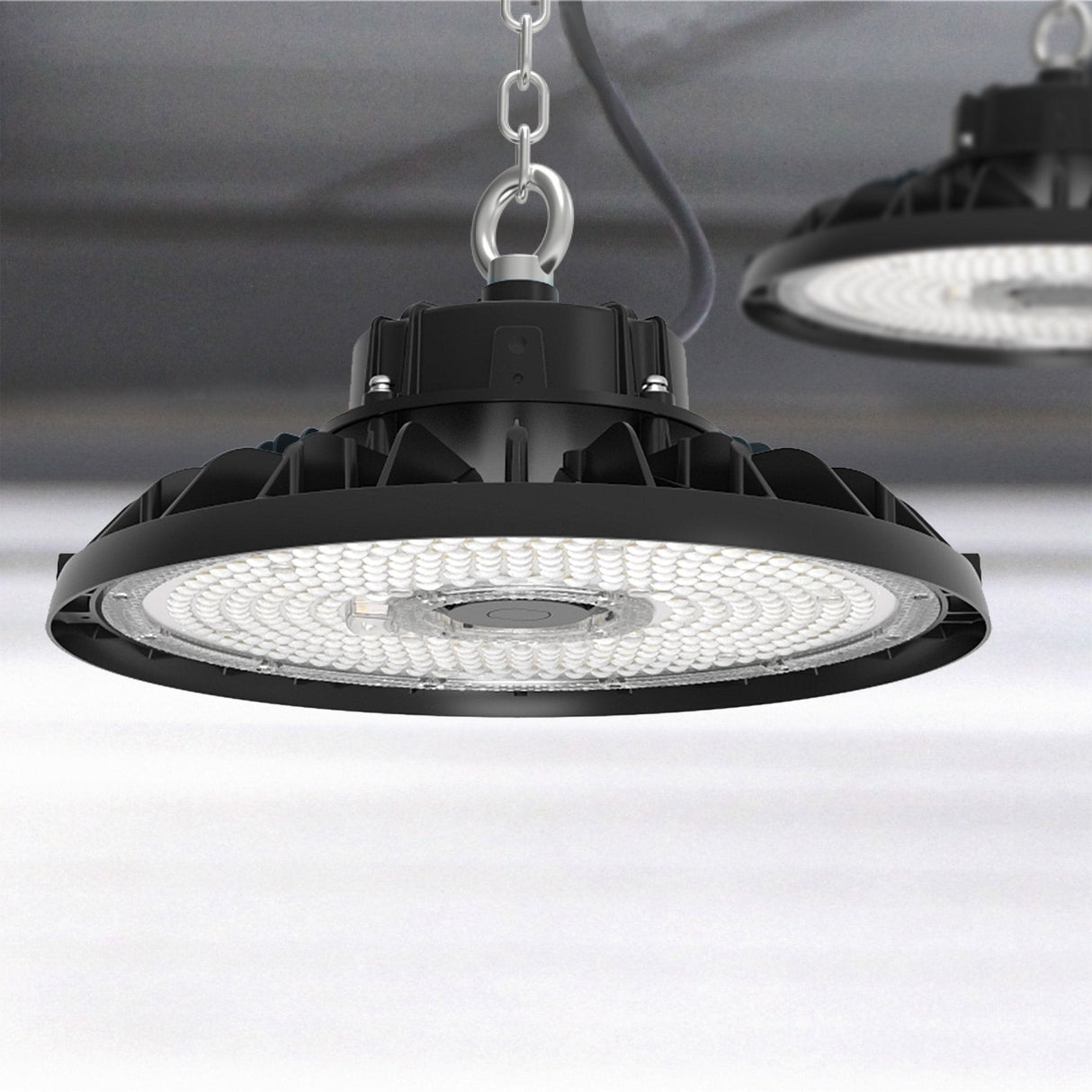 LED-Hallenleuchte 240 W – 32.000 Lumen – 4000 K – Schutzart IP65 – Dimmbar