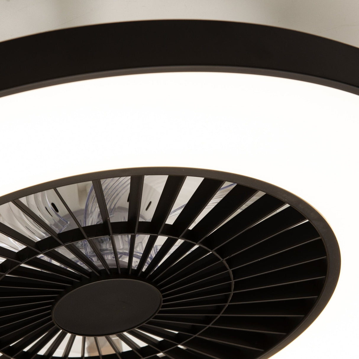 Proventa Premium Deckenventilator mit Lampe 60 cm - Sommer- und Wintermodus mit Fernbedienung - Schwarz