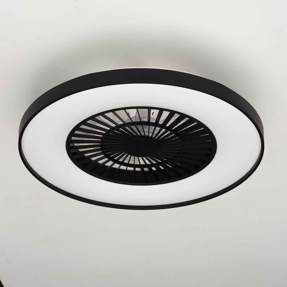 Proventa Premium Deckenventilator mit Lampe 60 cm - Sommer- und Wintermodus mit Fernbedienung - Schwarz