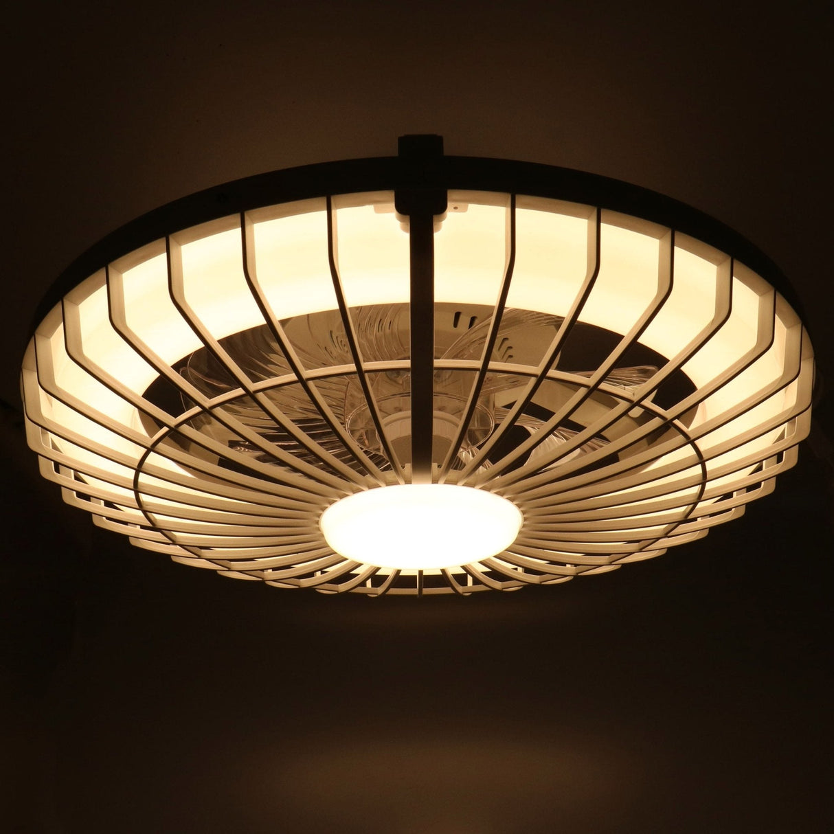 LED's Light Deckenleuchte mit LED-Beleuchtung und Ventilator - Dimmbar und einstellbare Farbtemperatur - Inkl. Fernbedienung