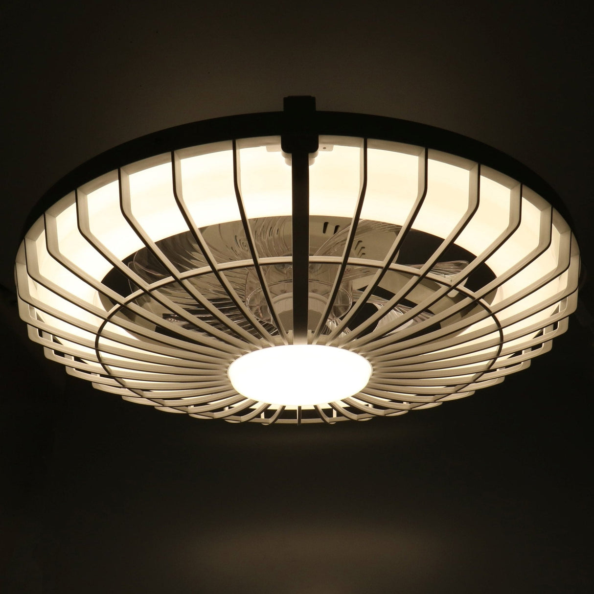 LED's Light Deckenleuchte mit LED-Beleuchtung und Ventilator - Dimmbar und einstellbare Farbtemperatur - Inkl. Fernbedienung