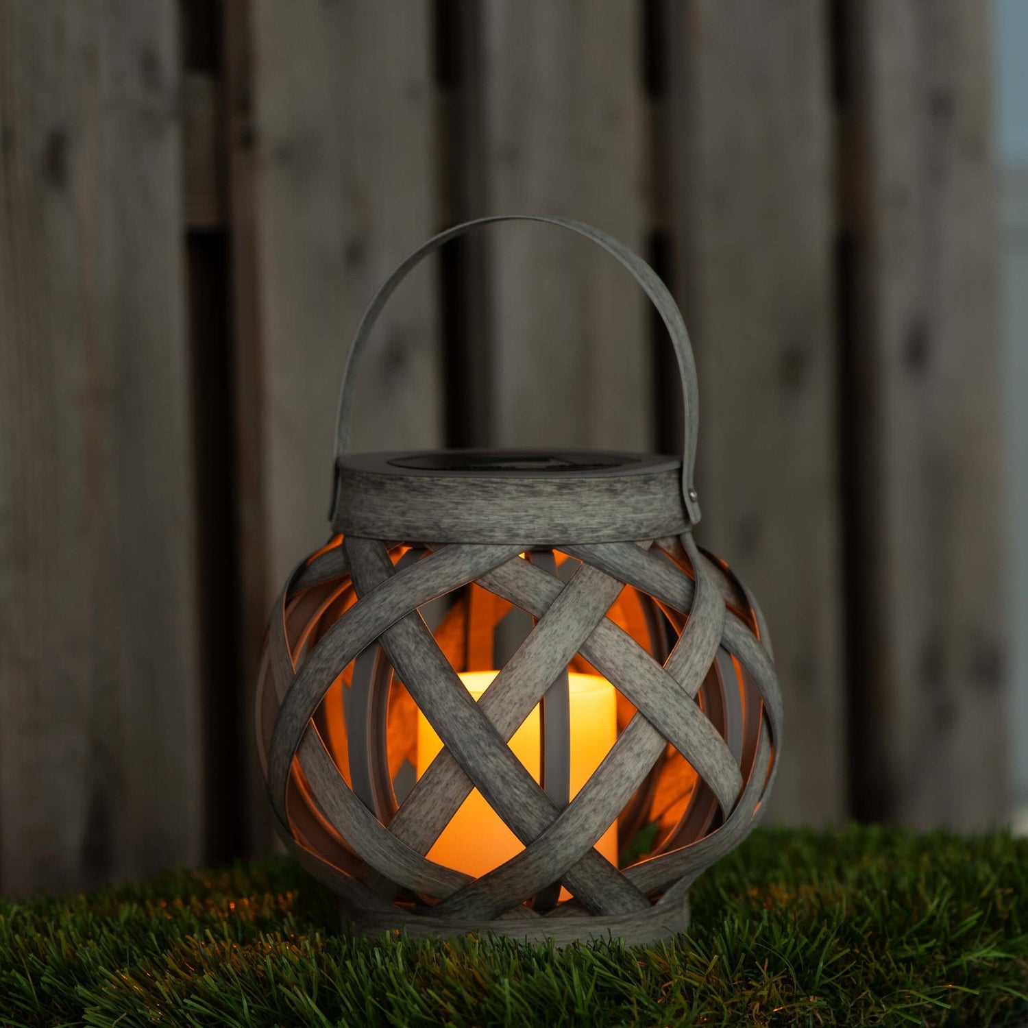 Solar-LED-Kerzen-Tischlampe mit Sensor - Automatisches Ein-/Ausschalten - IP44 - 15 cm
