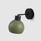 Switch Wall - Sphere M - Wandleuchte - 11 Farben, 12 Schirme