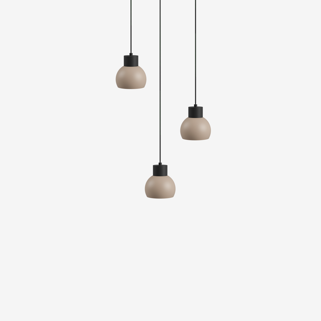 Beige hanglamp LED met drie hangende lampen voor moderne interieurverlichting