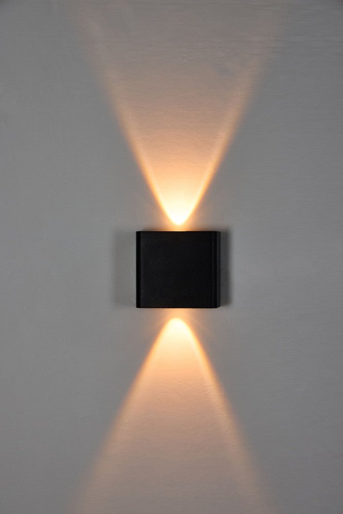 Außenleuchte mit Lichtquelle - Wandleuchte - 170lm 2000K/2700K/4000K - Schwarz - IP65