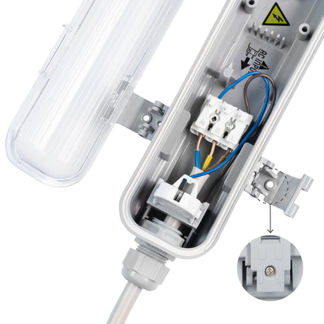 LED-Leuchte TL, 1800 Lumen, 17,5 W, Kaltweiß (4000 K), 120 cm, Schutzart IP65, IK06, EasyClick, 4er-Pack