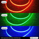 COB LED strip RGB brandend in rood, groen en blauw (echte opname)