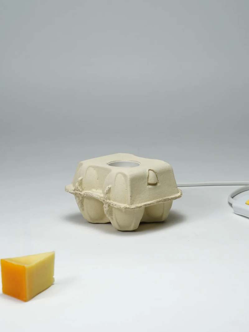 Duurzame LED lamp EggboxLAMP met originele eierdoos design en energiezuinige functies