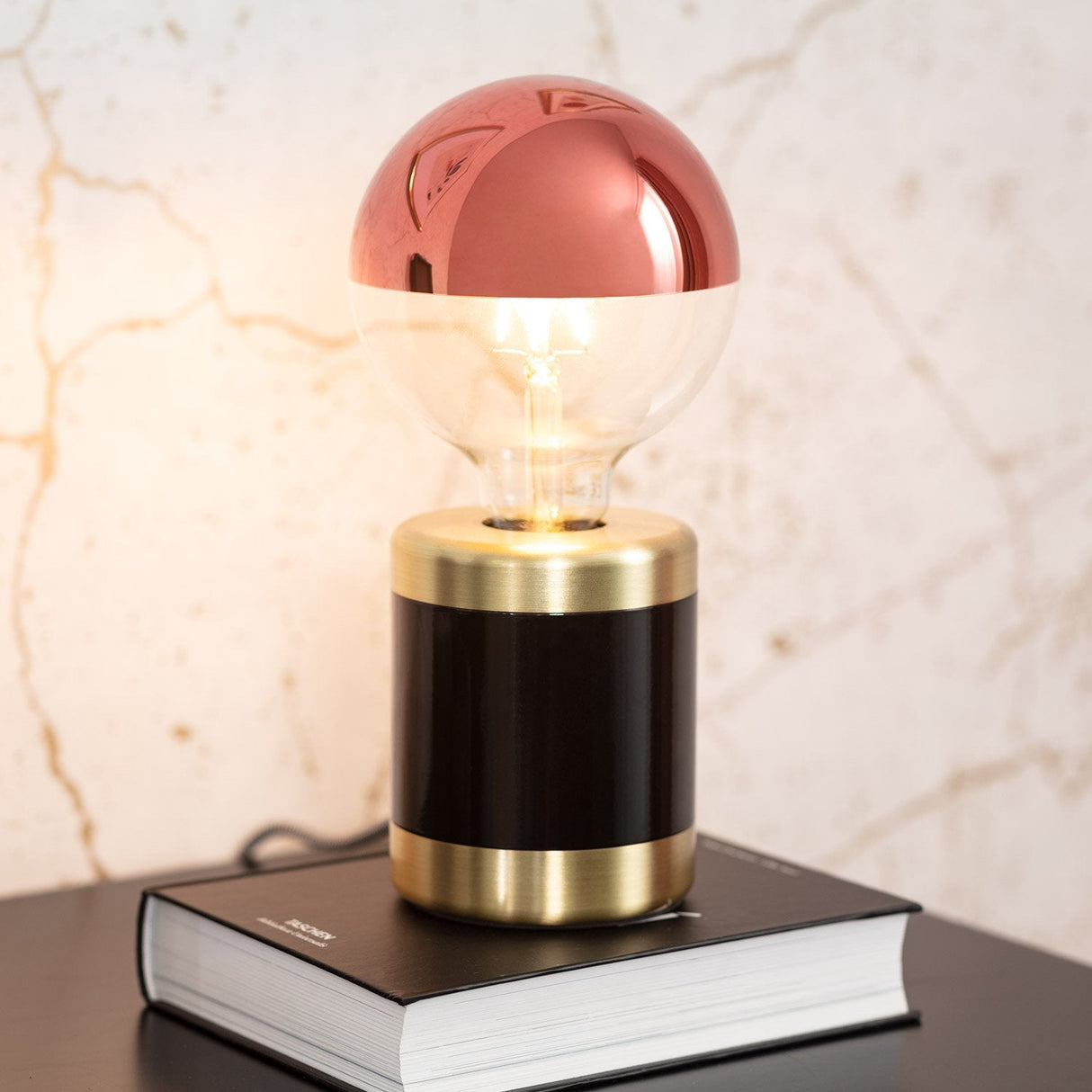 Globe E27 gloeilamp 2200K dimbaar | G125 - FLAME LED 6W=550 Lumen=45W - koper/helder glas - 230 Volt - LEDPLANET.NL
