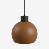 Hanglamp bolvormig LED in een warme bruintint met moderne afwerking van Studio Monton