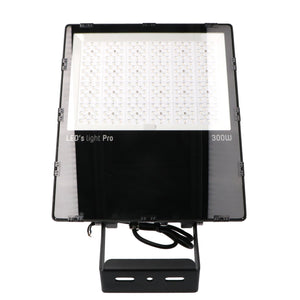 LED-Flutlicht 4000K – 300W 42000 Lumen – IP66 wasserdicht C4 – Schwarz