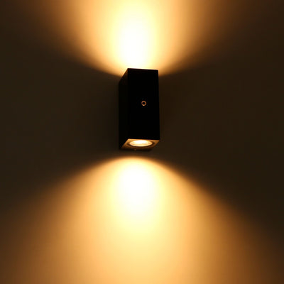 Applique murale LED avec capteur de lumière du jour, 2x GU10 - IP44 - Noir - Éclairage haut et bas