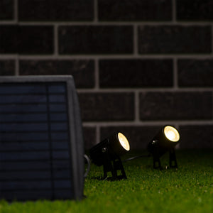 LED-Solar-Gartenstrahler, 140 Lumen – Warmweiß (3000 K) – Schutzart IP65 – 2er-Pack – Solarpanel