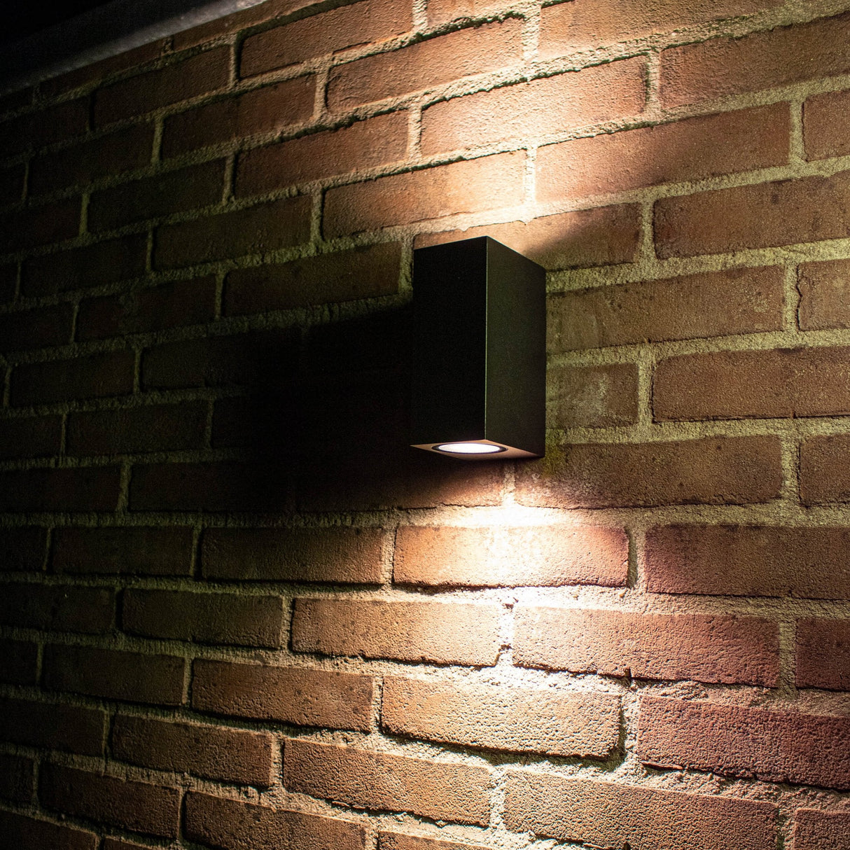 NØRD Up&amp;Down - LED's Light LED-Außenleuchte mit GU10-Fassung - Rechteckig - IP44 - Schwarz - Modell Mailand