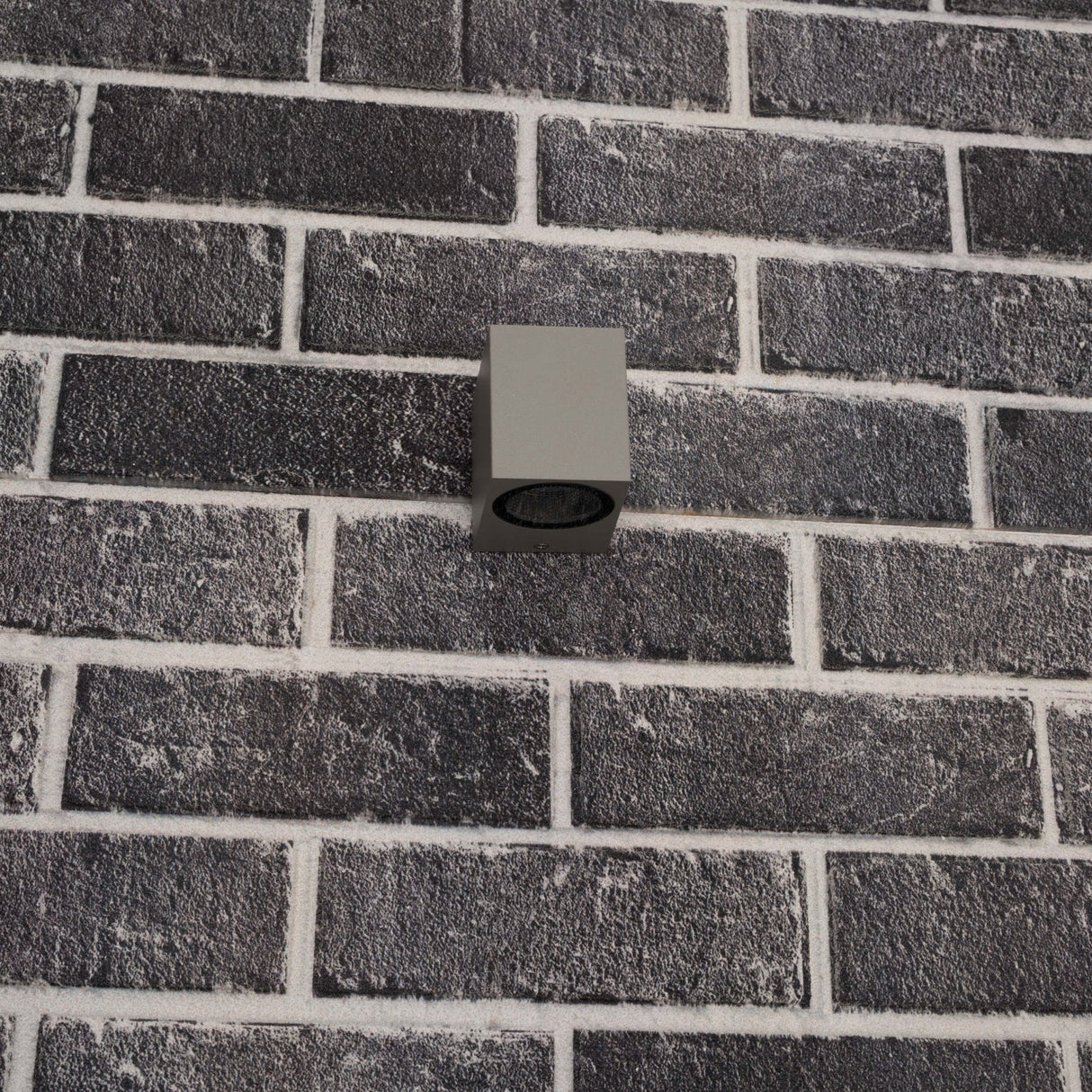 NØRD Down - LED-Außenwandleuchte mit GU10-Fassung - Rom - Quadratisch - IP44 - Grau