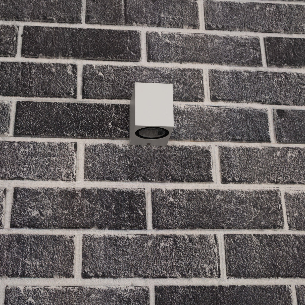 NØRD Down - LED's Light LED Wandleuchte für den Außenbereich mit GU10-Fassung - Quadratisch - IP44 - Weiß - Modell Rome