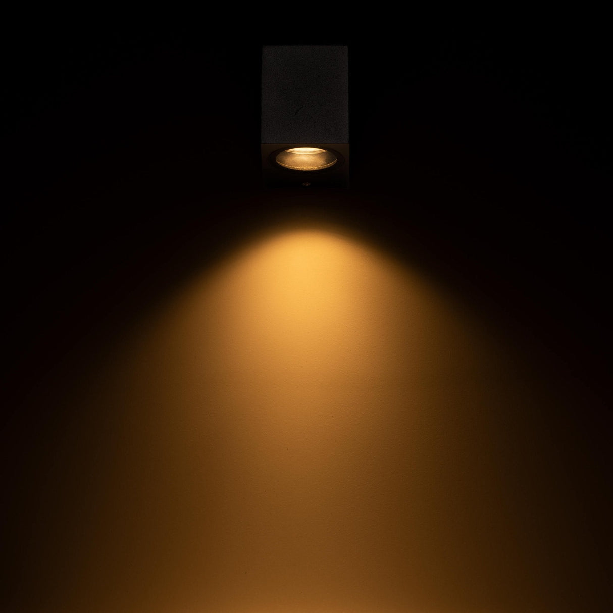 NØRD Down - LED's Light LED-Wandleuchte für den Außenbereich mit GU10-Fassung - Quadratisch - IP44 - Schwarz - Modell Rome