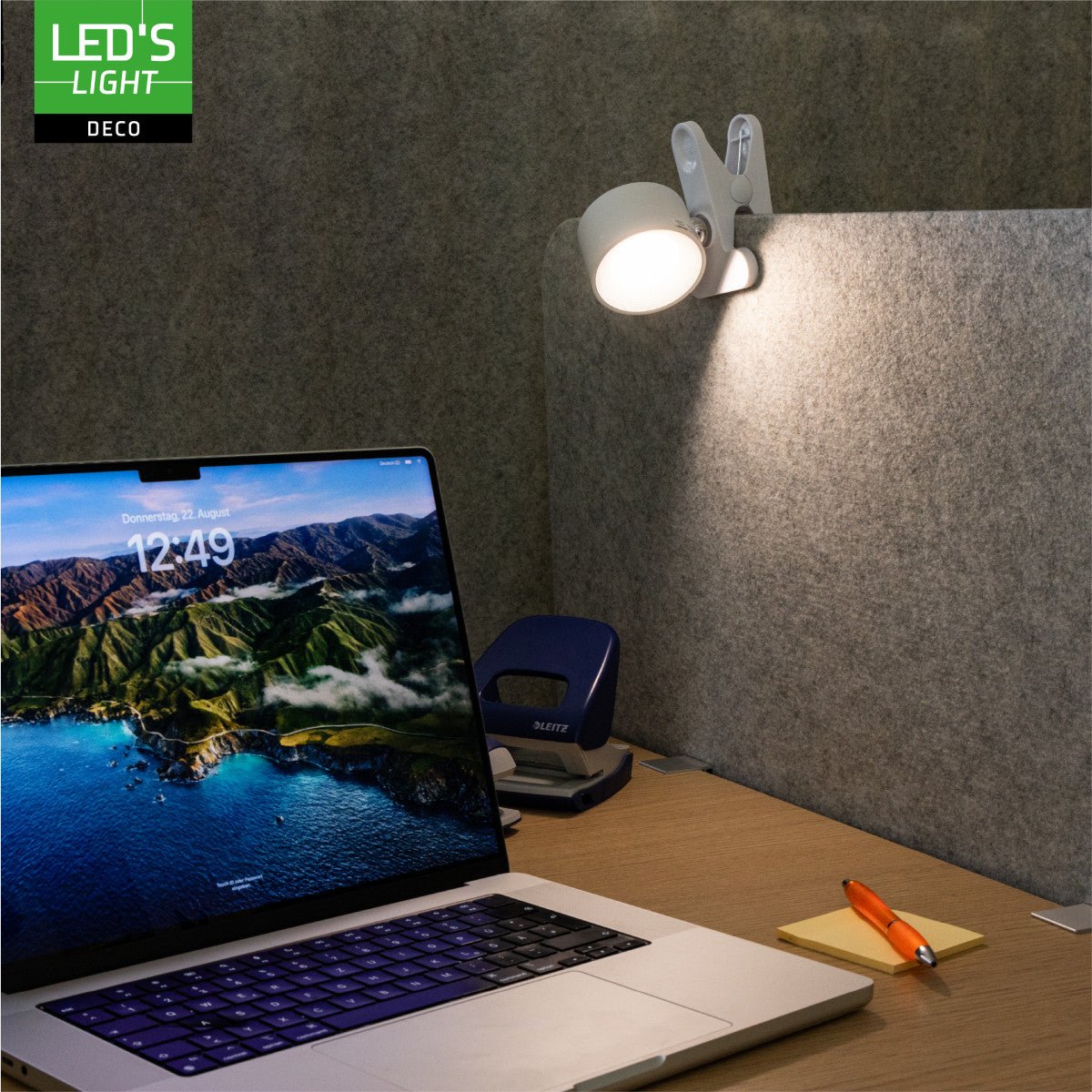 3-in-1-LED-Lampe, kabellos und wiederaufladbar, mit magnetischer Wandhalterung, Fuß und Klemme – Weiß