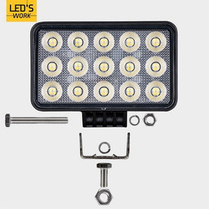 LED's Arbeitsscheinwerfer für Fahrzeuge - Geeignet für Traktor, LKW, Auto, Bus und Schiff - 45W