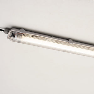 LED-Leuchte TL, 120 cm, 2160 Lumen, 18 W, Tageslichtweiß (6500 K), Schutzart IP65, wasserdicht, 120 lm/W