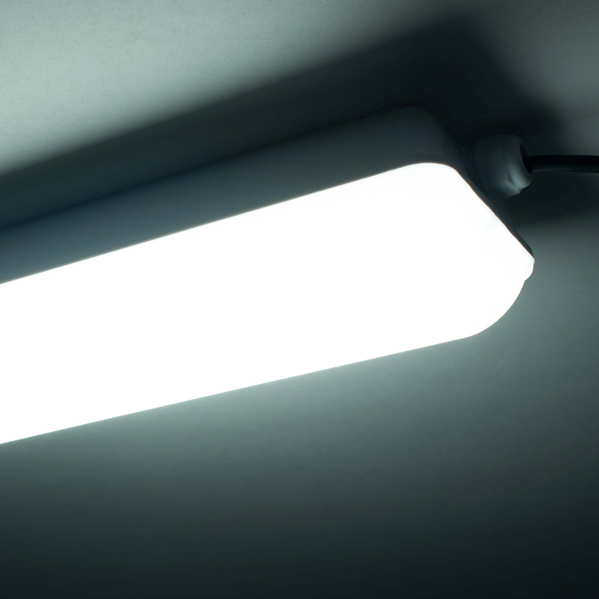 Mini LED TL lamp 30 cm met sensor – Dimbaar en kleurtemperatuur instelbaar – Met daglicht- en bewegingssensor – 1200 lumen – IP65
