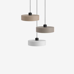 Suspension LED moderne à trois styles, en marron et blanc, parfaite pour les intérieurs contemporains.