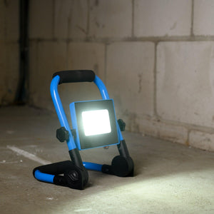 LED's Light Basic Arbeitsleuchte 700 - Wiederaufladbar mit Akku - Kompakt und faltbar - IP54