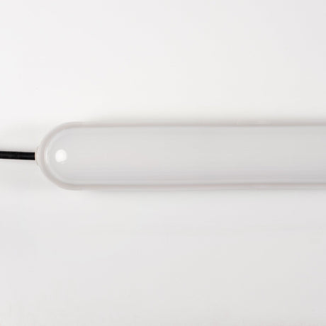 4er-Pack – LED Light Pro TL-Leuchte 120 cm – Geeignet für den Innen- und Außenbereich – 4800 Lumen – IP65 wasserdicht