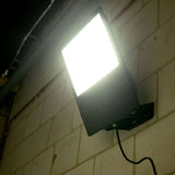 Premium-LED-Flutlicht 300 W – 30 Jahre Lebensdauer – IP66 wasserdicht – 50.000 lm