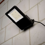 Premium LED-Flutlicht 30 W – 30 Jahre Lebensdauer – IP66 wasserdicht – 4650 lm