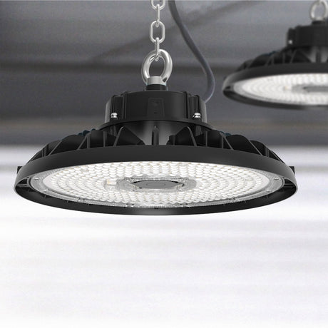 LED-Hallenleuchte 240 W – 32.000 Lumen – 4000 K – Schutzart IP65 – Dimmbar