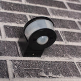 LED-Bewegungsmelder Light Pro mit universeller Winkelhalterung – 12 Meter Reichweite – Schwarz